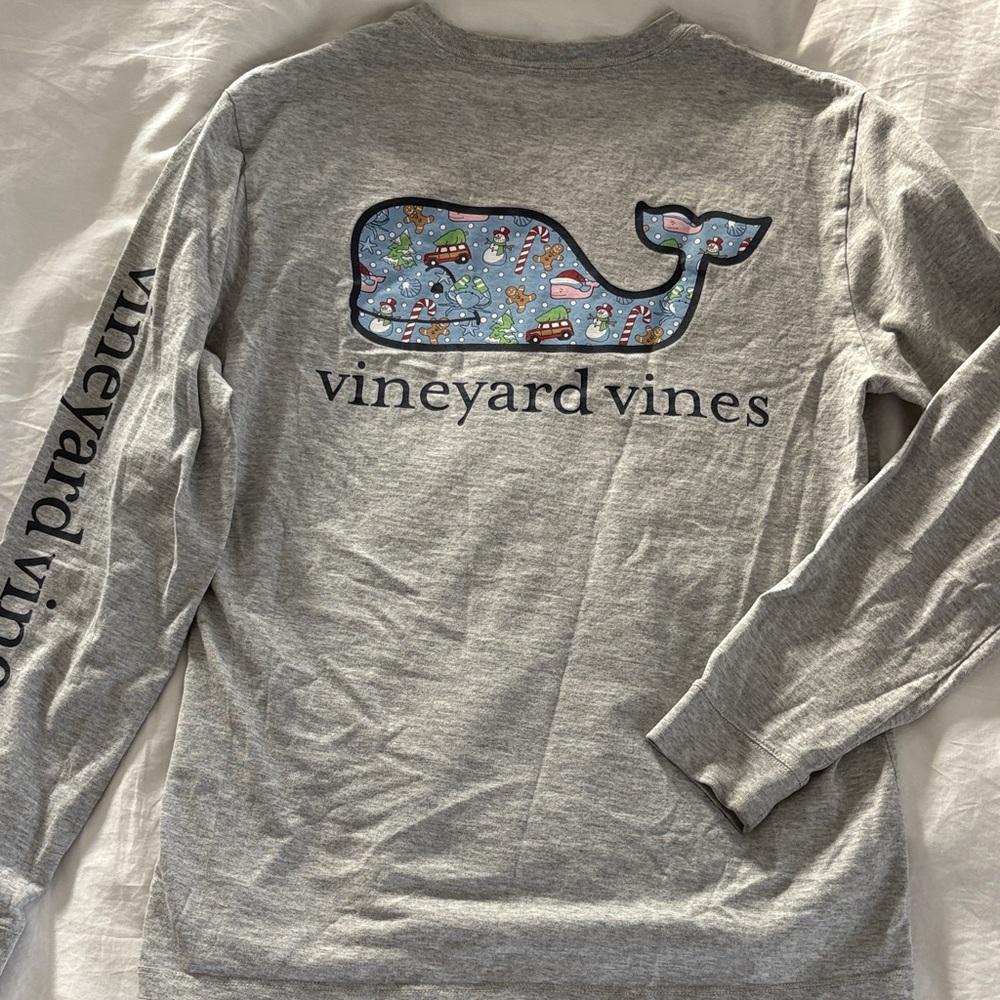 Vineyard Vines Heather Gray Christmas Whale Long Sleeve Tee Size XS